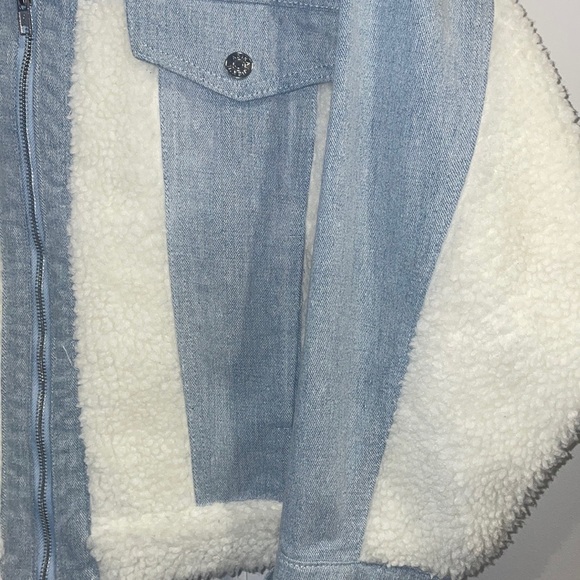 Adika Jacket - Picture 5 of 9